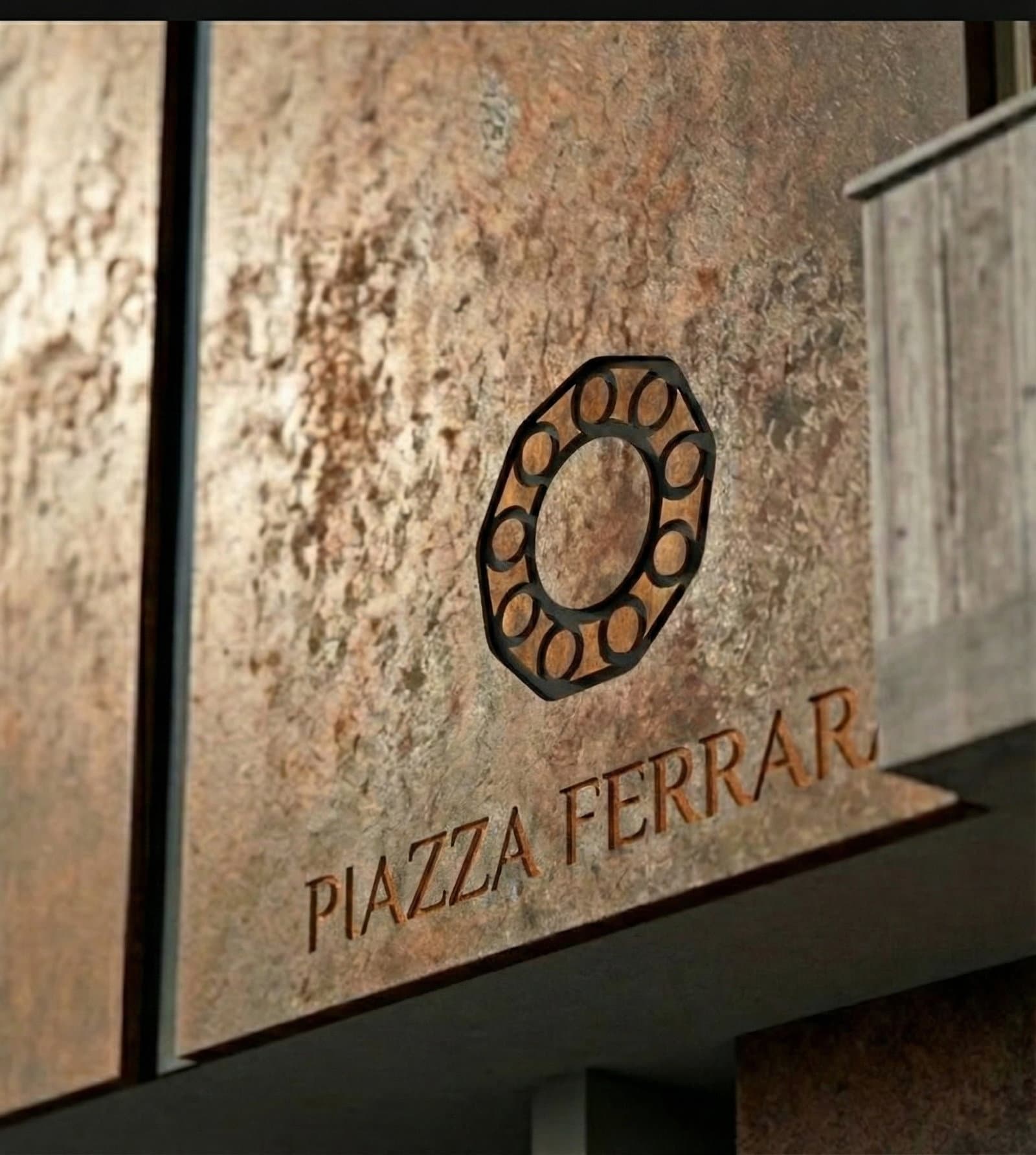 Piazza Ferrara - Cobertura