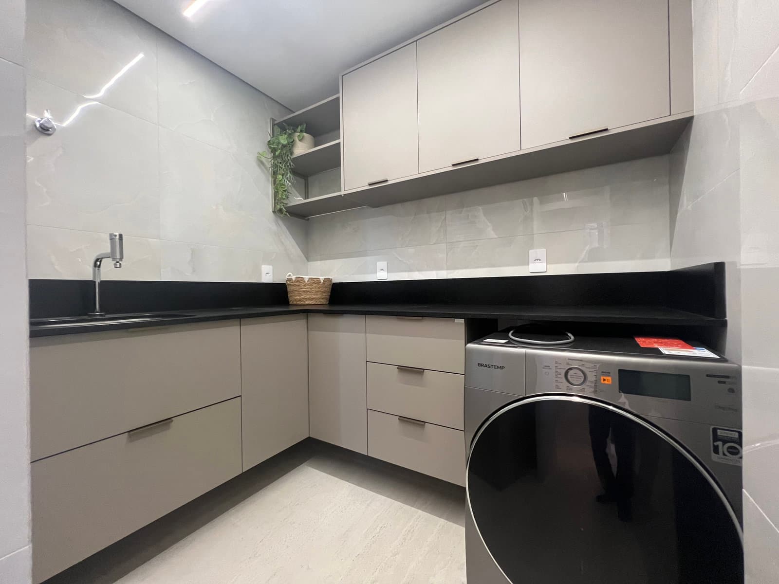 Brava Vel Residence