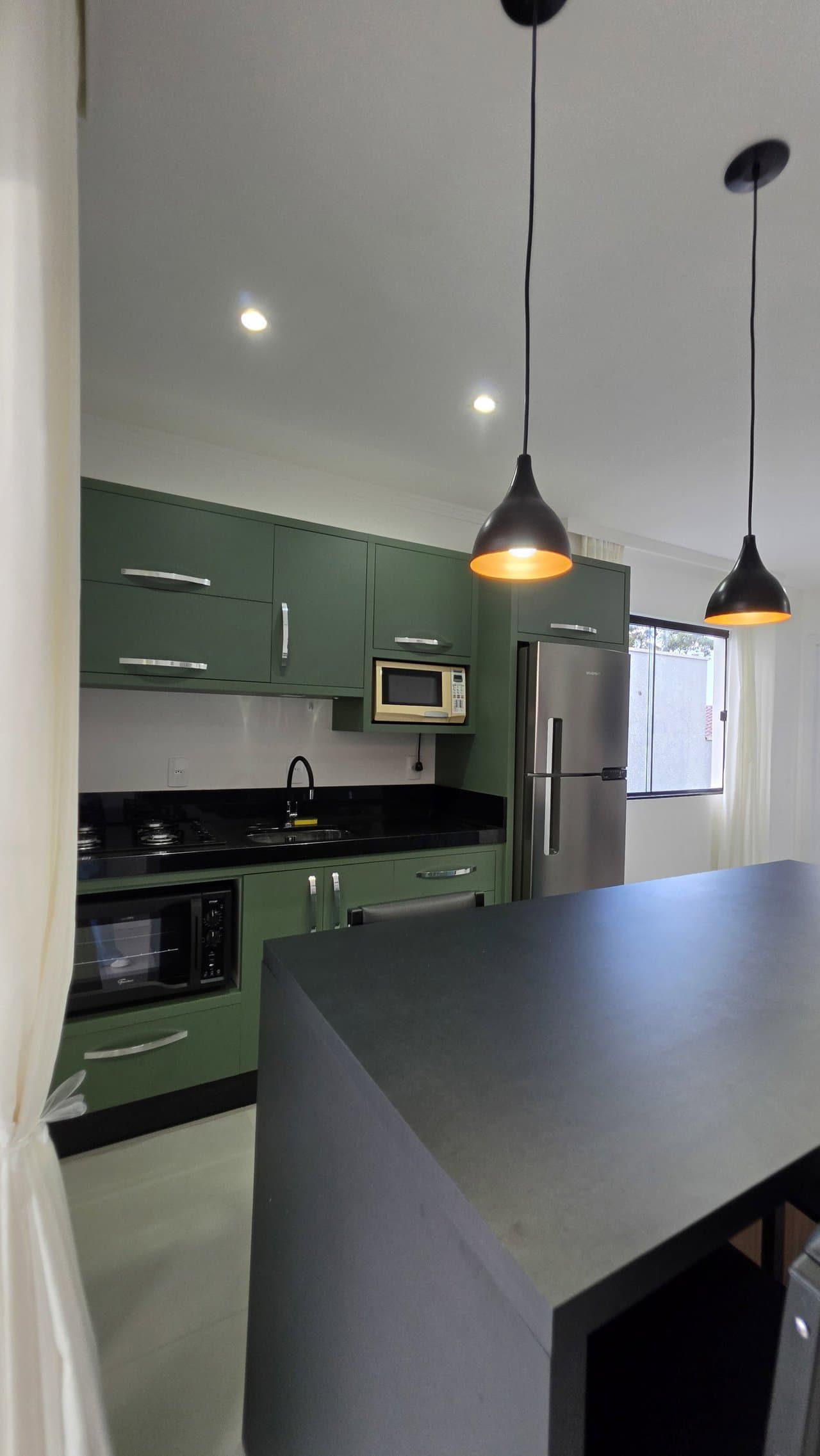 Apartamento de 2 quartos com 1 suíte e 70 m² em Bal. Piçarras