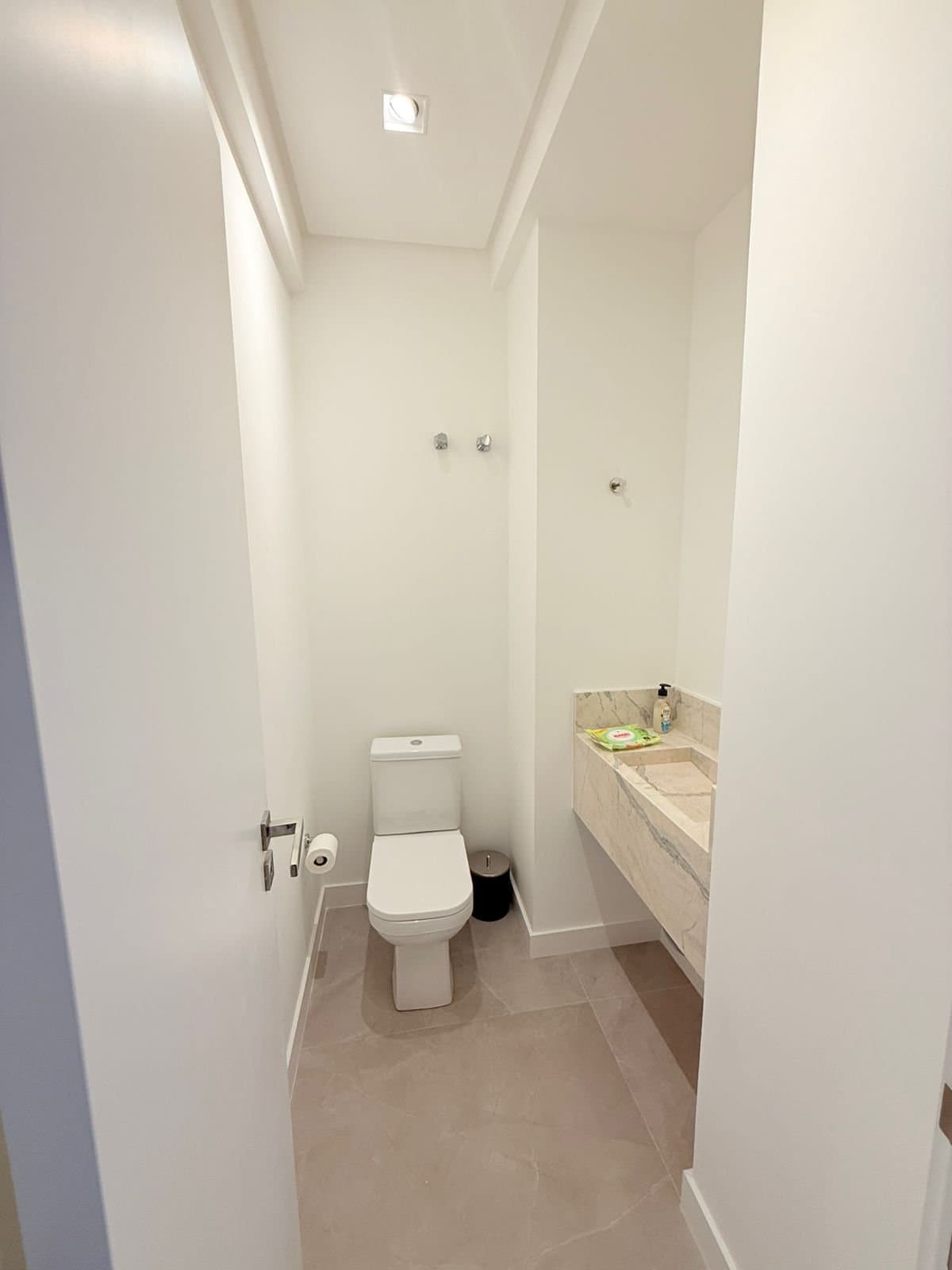 Apartamento de 3 quartos com 3 suítes e 134 m² em Bal. Piçarras