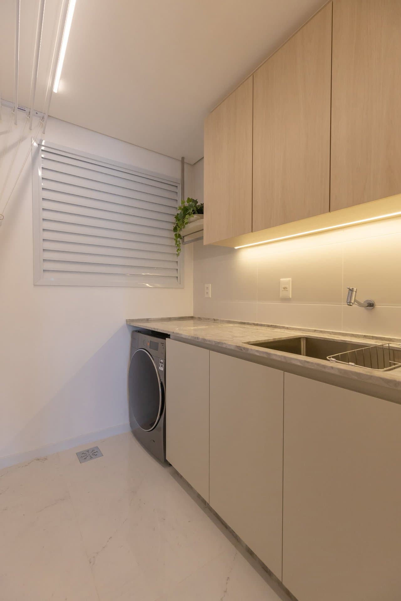Apartamento de 3 quartos com 3 suítes e 145 m² em Bal. Piçarras