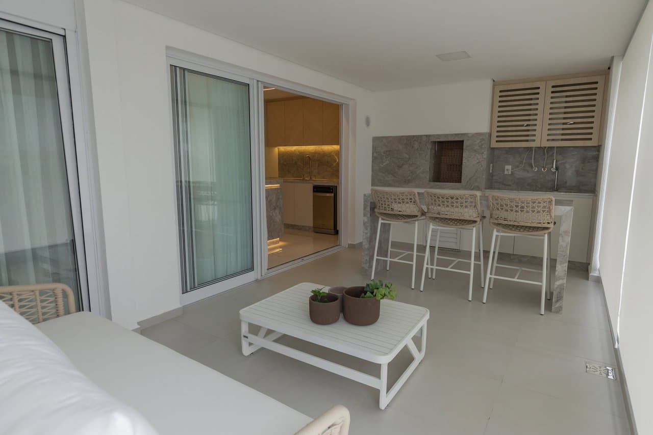 Apartamento de 3 quartos com 3 suítes e 145 m² em Bal. Piçarras