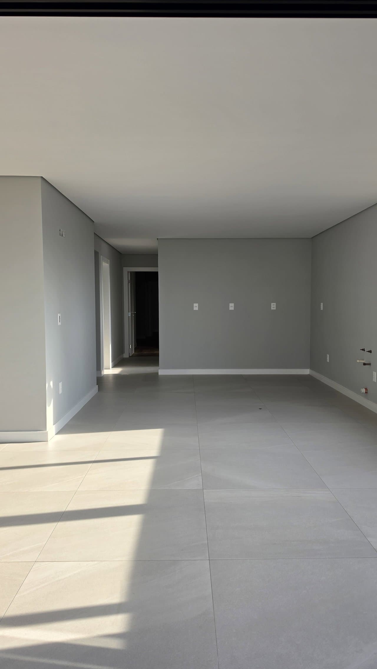 Apartamento de 3 quartos com 3 suítes e 145 m² em Bal. Piçarras