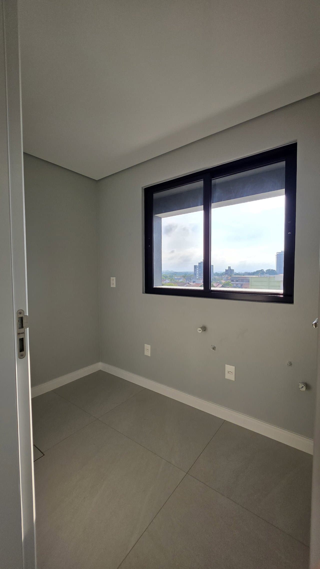 Apartamento de 3 quartos com 3 suítes e 145 m² em Bal. Piçarras