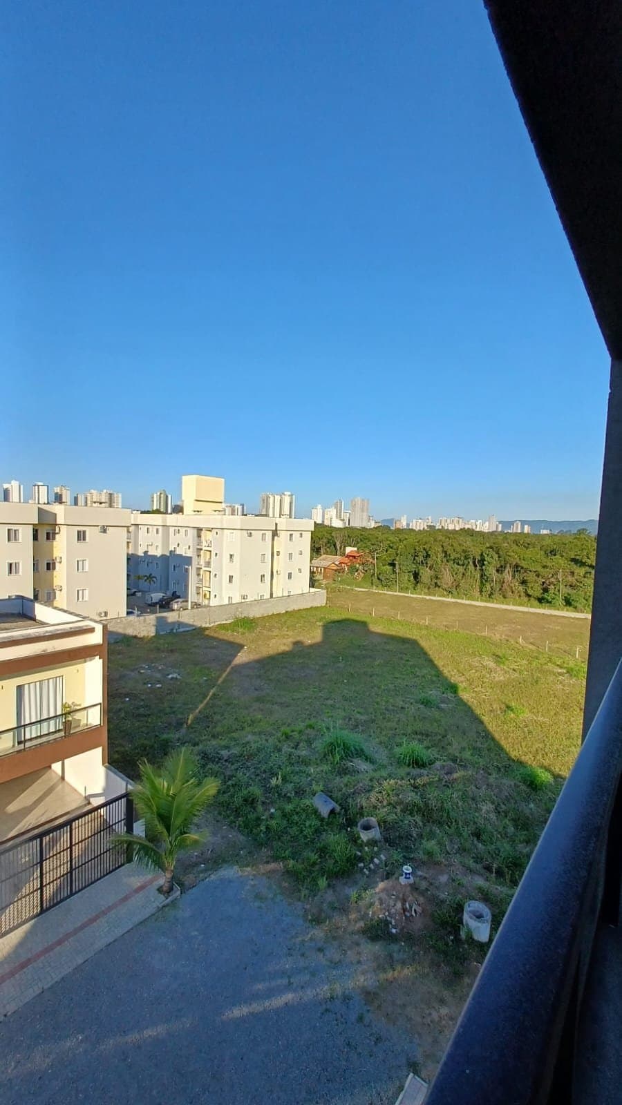 Apartamento de 2 quartos com 2 suítes e 72 m² em Bal. Piçarras