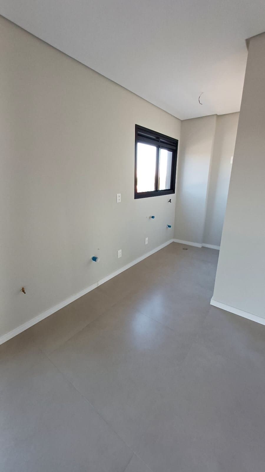 Apartamento de 2 quartos com 2 suítes e 72 m² em Bal. Piçarras