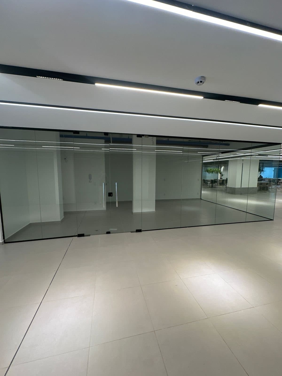 Sala Comercial 34 m² em Bal. Piçarras