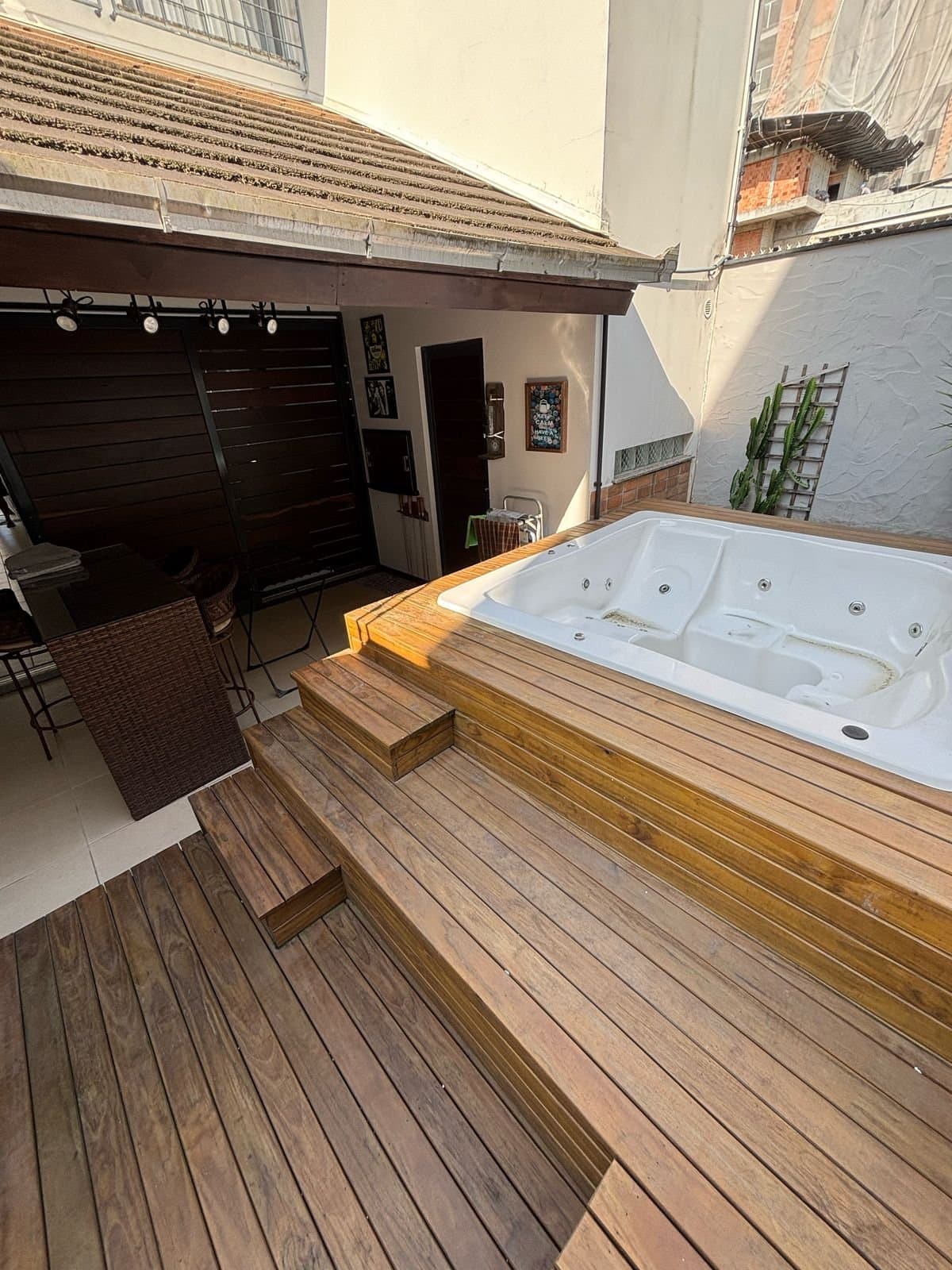 Casa de 3 quartos com 3 suítes e 145 m² em Bal. Piçarras