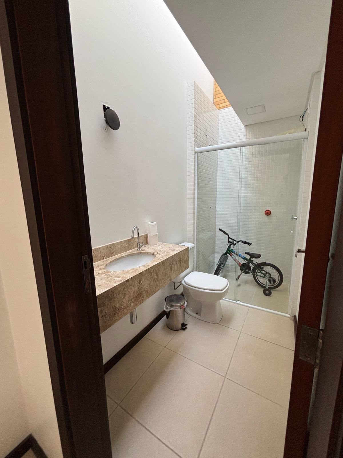 Casa de 3 quartos com 3 suítes e 145 m² em Bal. Piçarras