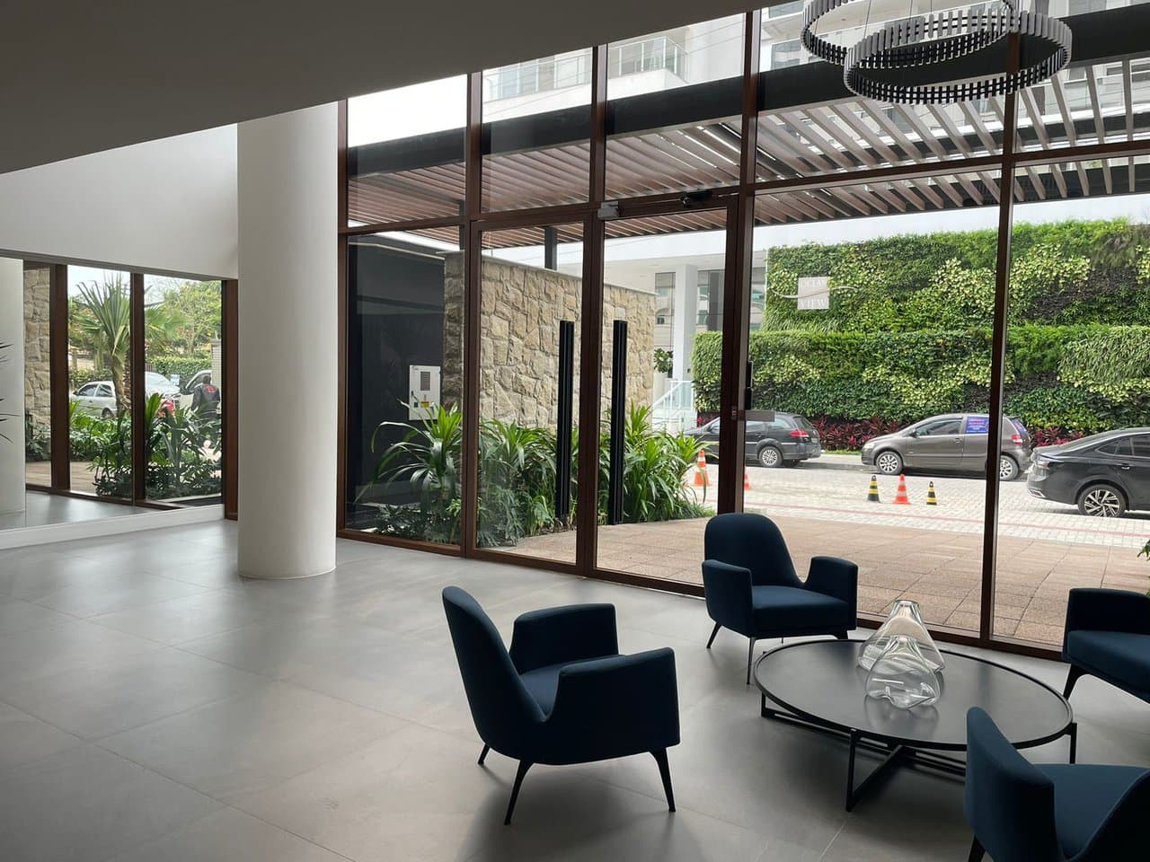 Apartamento de 4 quartos com 4 suítes e 199 m² em Bal. Piçarras