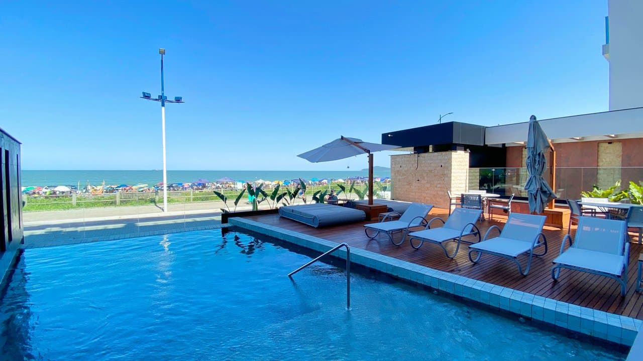 Bay House Residence