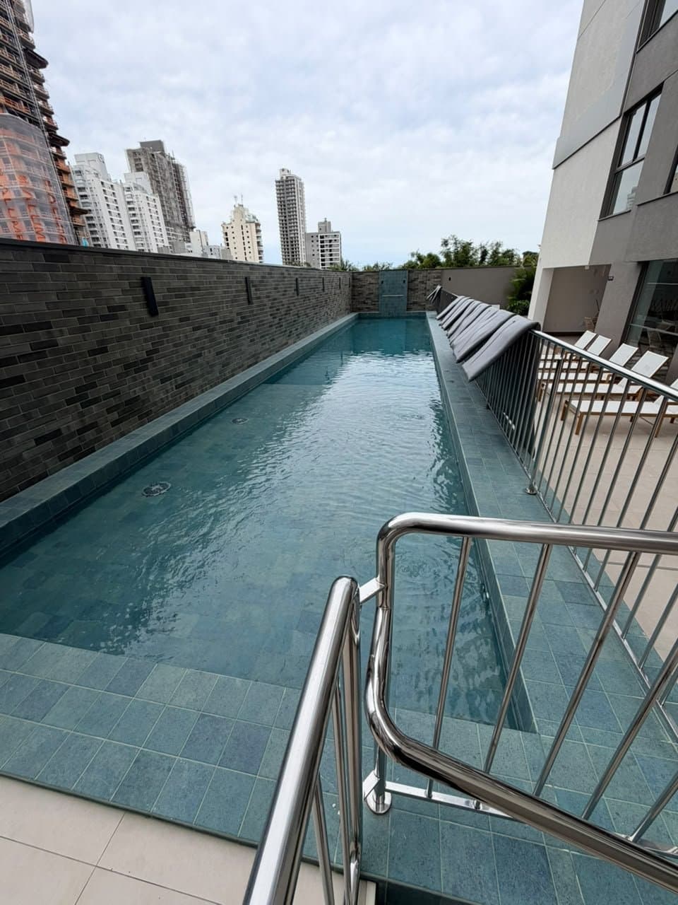 Apartamento de 2 quartos com 1 suíte e 56 m² em Itajaí