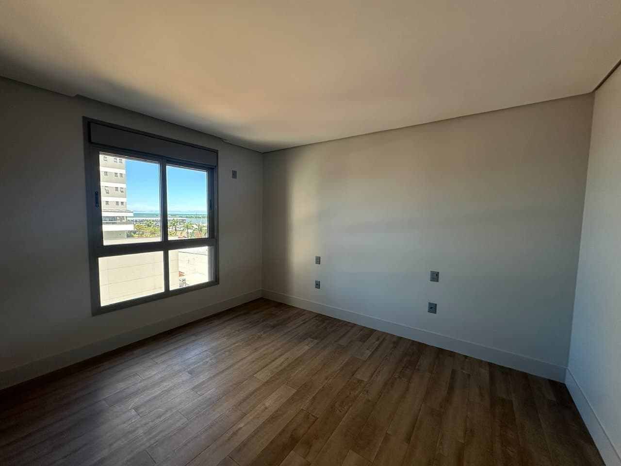 Apartamento de 3 quartos com 3 suítes e 133 m² em Itajaí