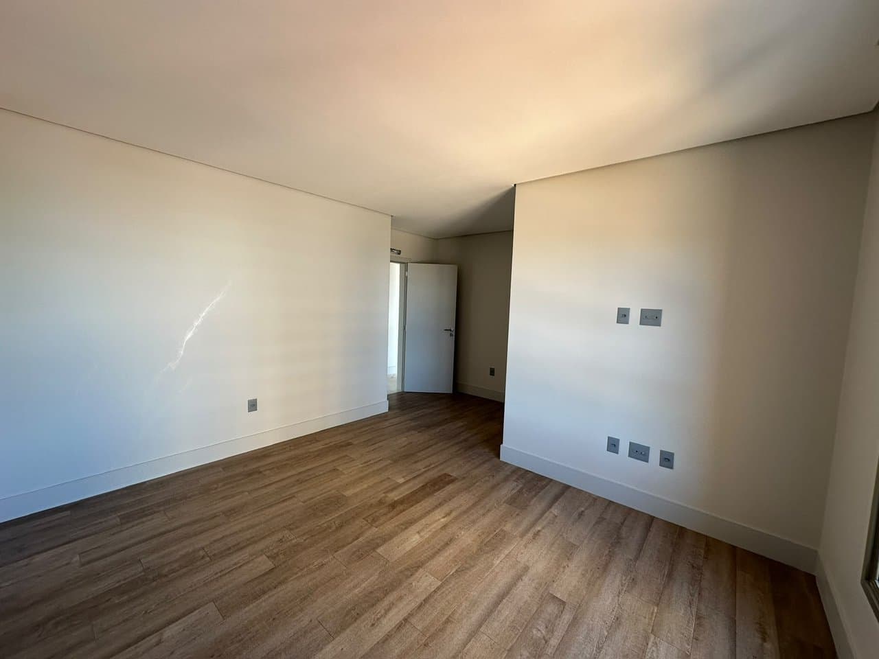 Apartamento de 3 quartos com 3 suítes e 133 m² em Itajaí