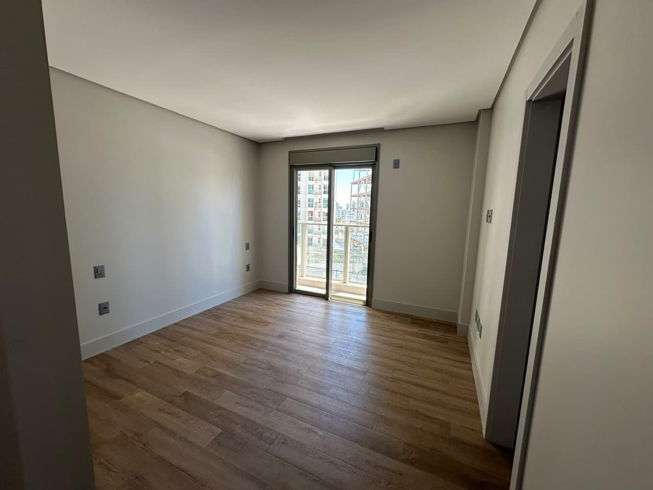 Apartamento de 3 quartos com 3 suítes e 133 m² em Itajaí