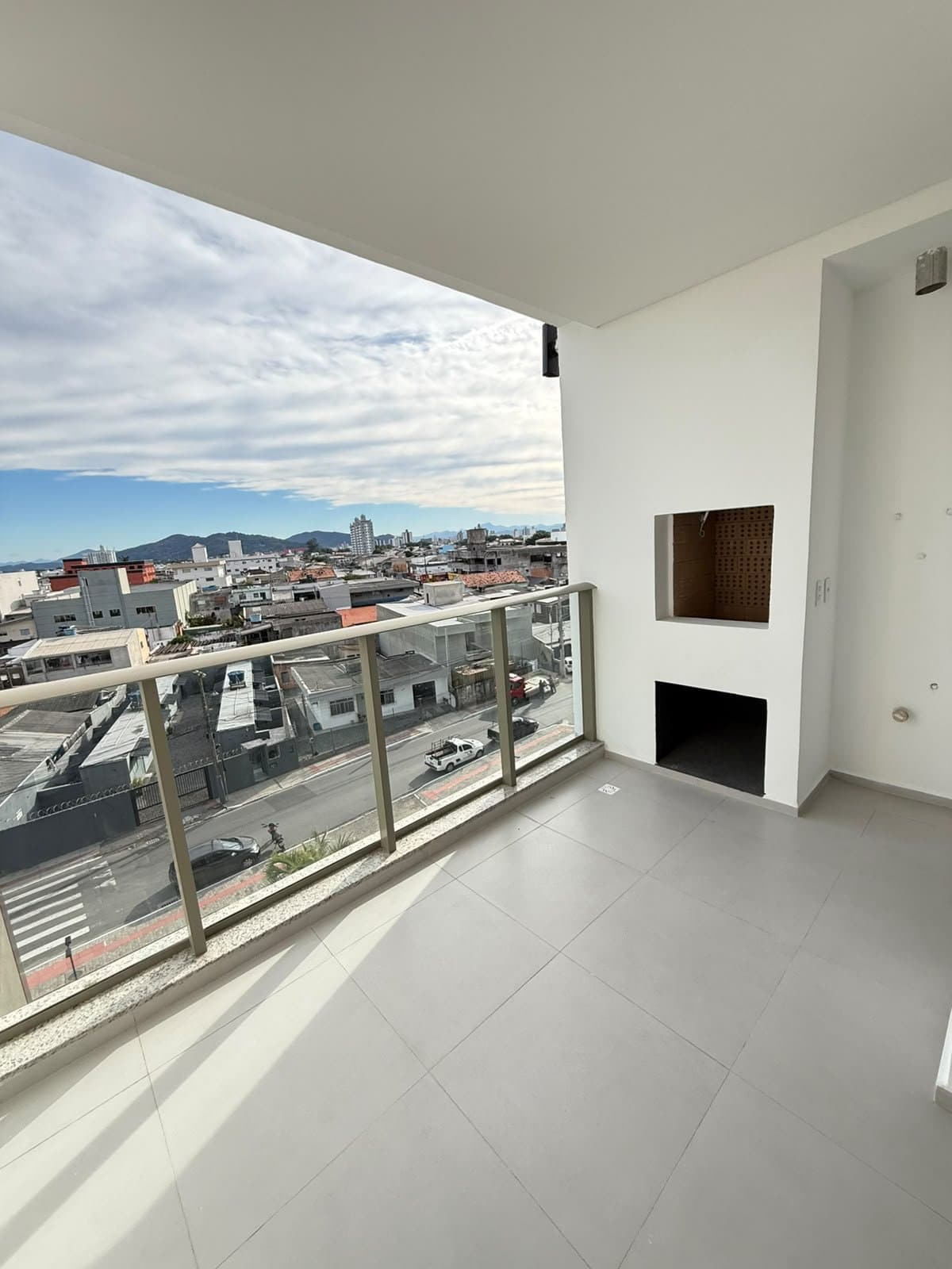 Apartamento de 3 quartos com 1 suíte e 85 m² em Itajaí