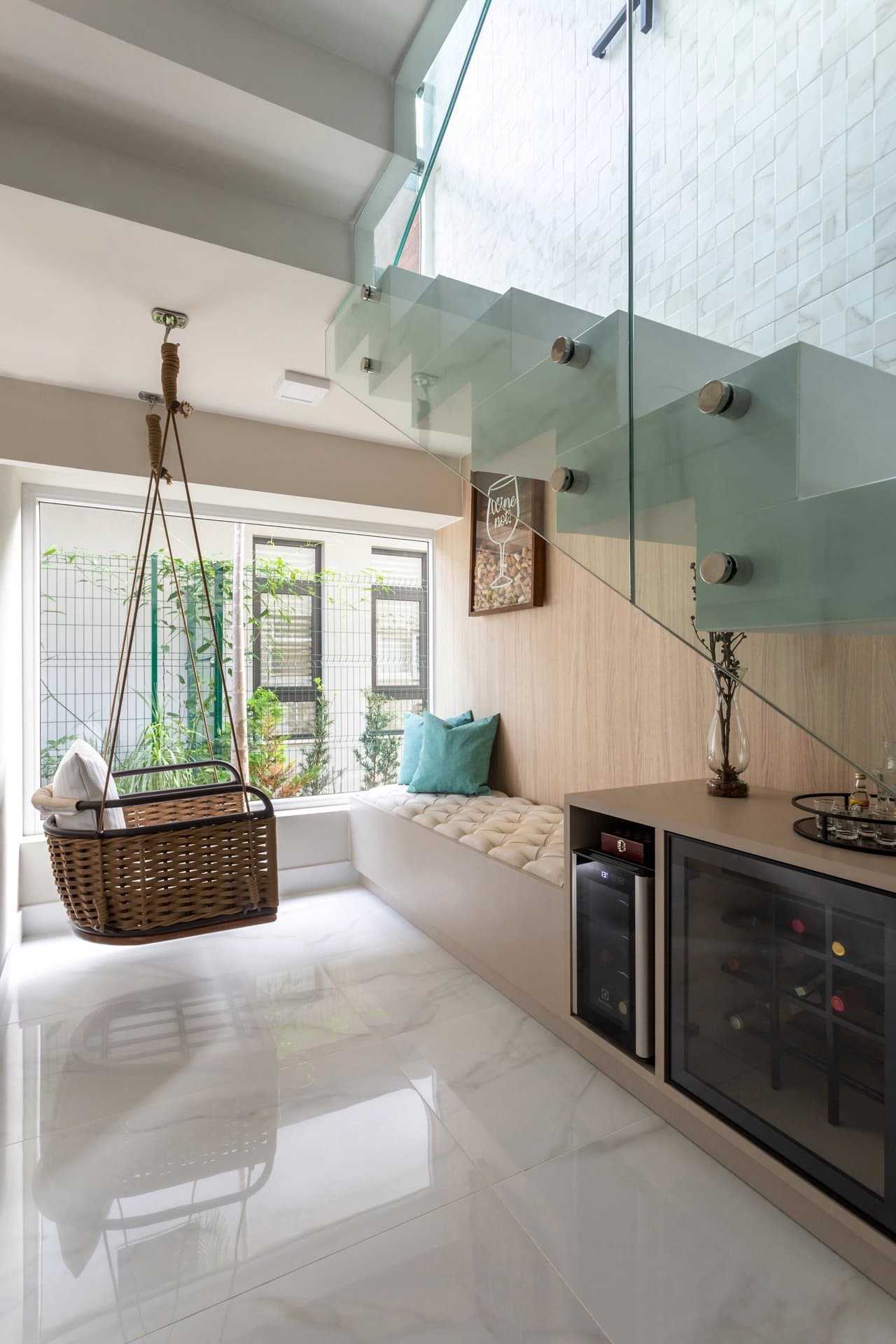 Casa de 4 quartos com 4 suítes e 358 m² em Itajaí