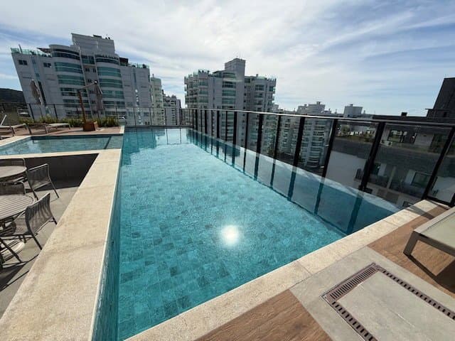 Apartamento de 3 quartos com 3 suítes e 133 m² em Itajaí