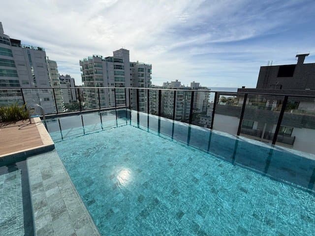 Apartamento de 3 quartos com 3 suítes e 133 m² em Itajaí