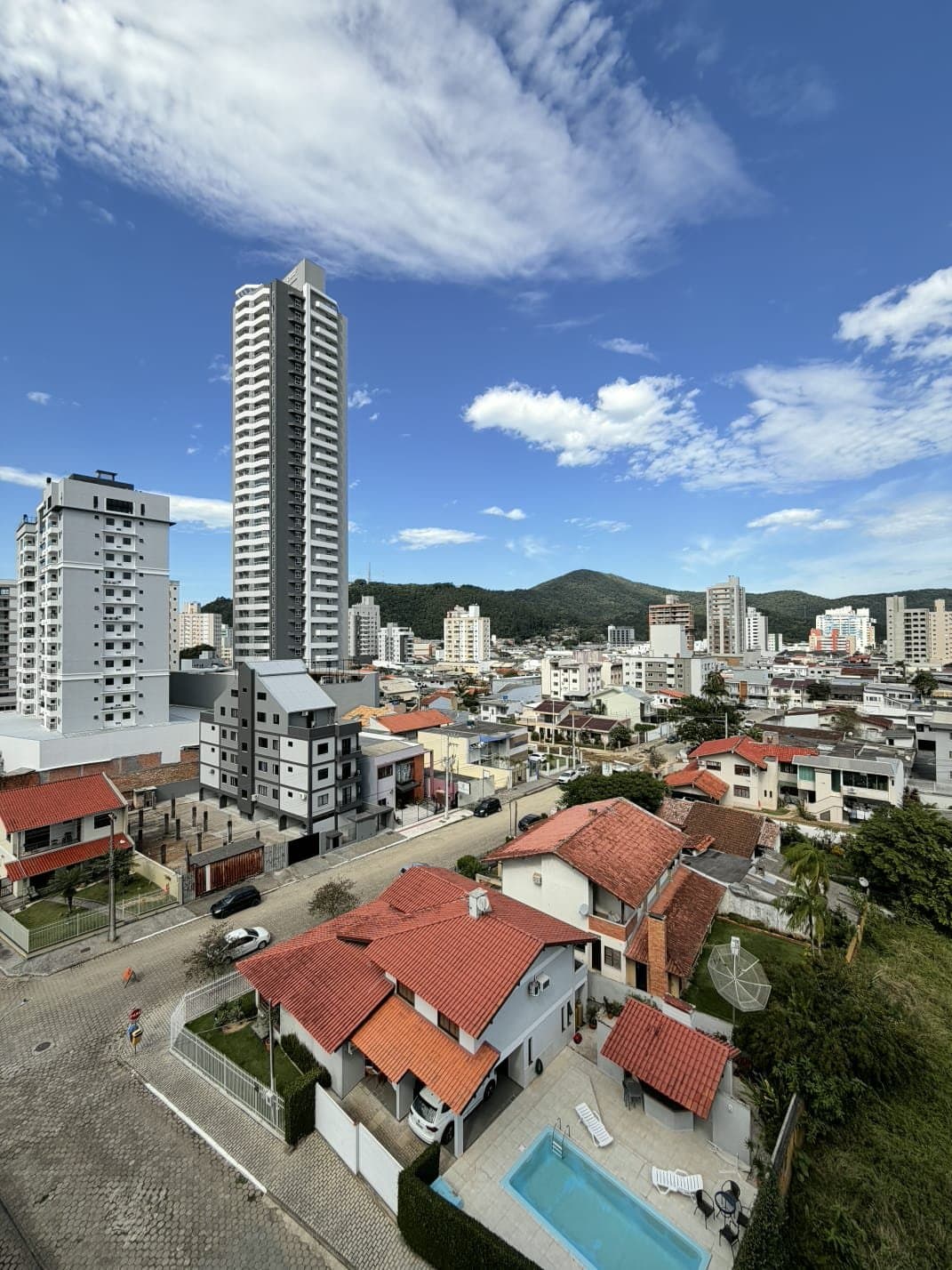 Apartamento de 2 quartos com 1 suíte e 80 m² em Itajaí