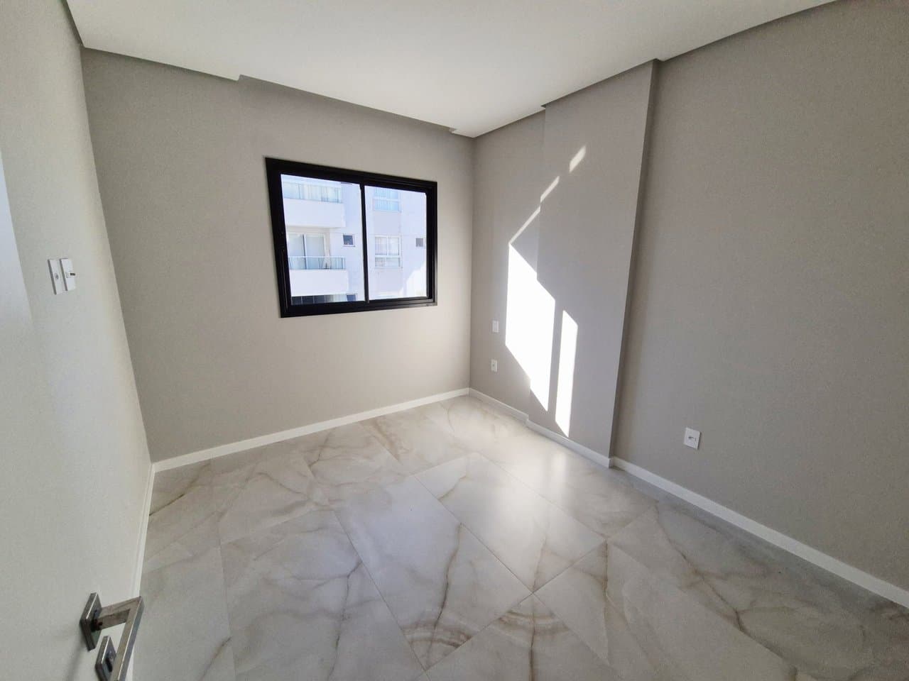 Apartamento de 1 quarto e 55 m² em Itajaí