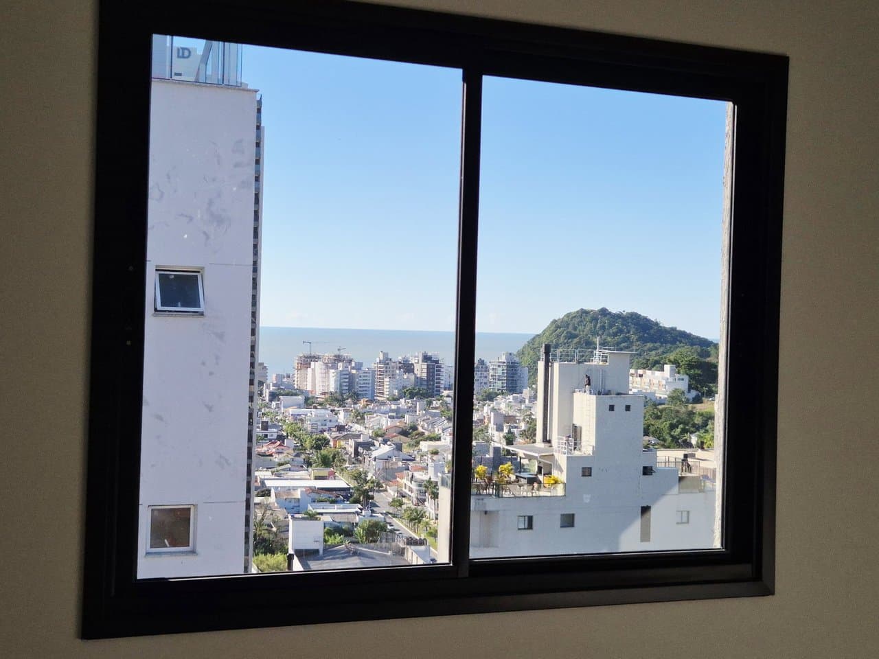 Apartamento de 1 quarto com 1 suíte e 74 m² em Itajaí