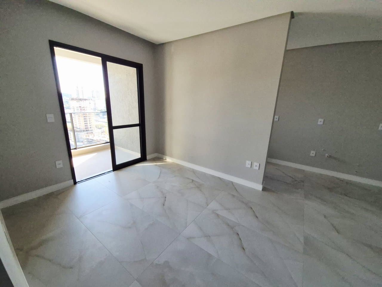 Apartamento de 1 quarto com 1 suíte e 75 m² em Itajaí