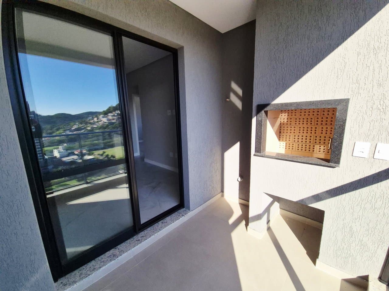 Apartamento de 1 quarto com 1 suíte e 75 m² em Itajaí