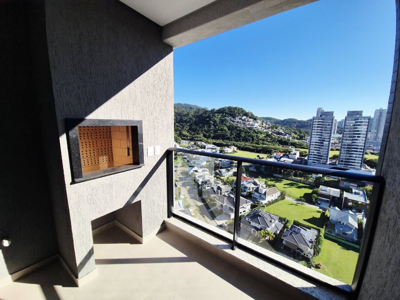 Apartamento de 1 quarto com 1 suíte e 75 m² em Itajaí