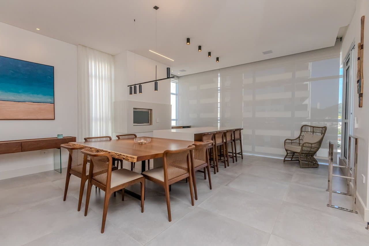 Apartamento de 3 quartos com 3 suítes e 157 m² em Itajaí