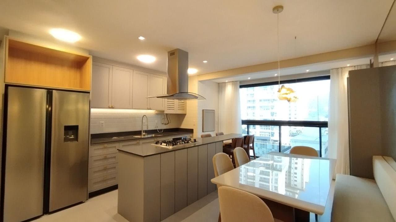 Apartamento de 3 quartos e 92 m² em Itajaí