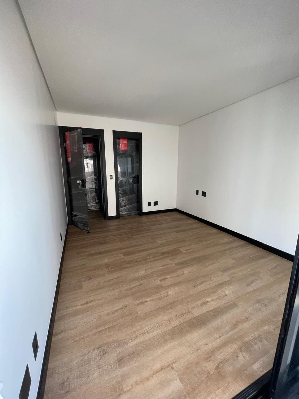 Apartamento de 2 quartos com 2 suítes e 92 m² em Itajaí
