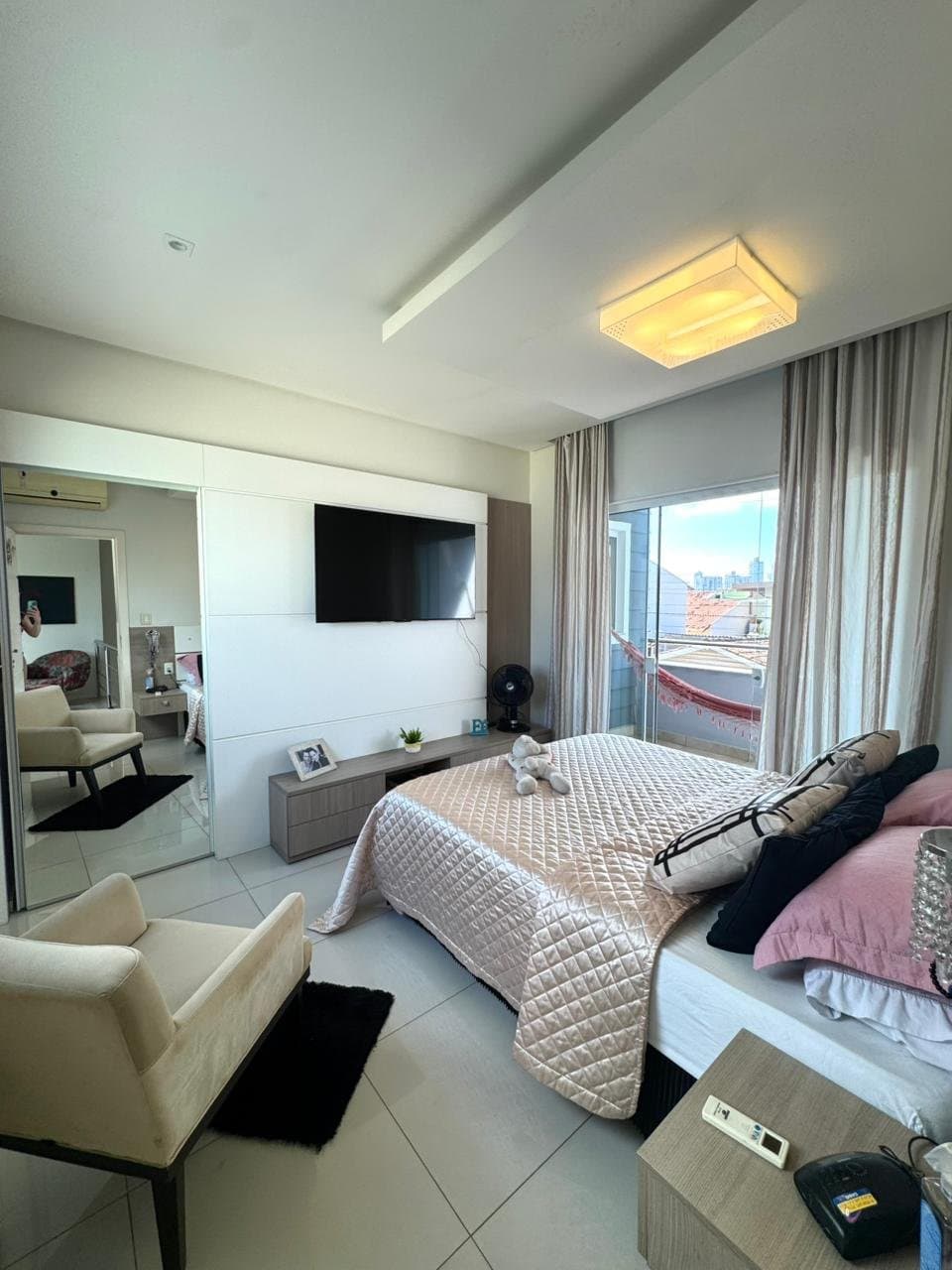 Casa de 3 quartos com 1 suíte e 263 m² em Itajaí