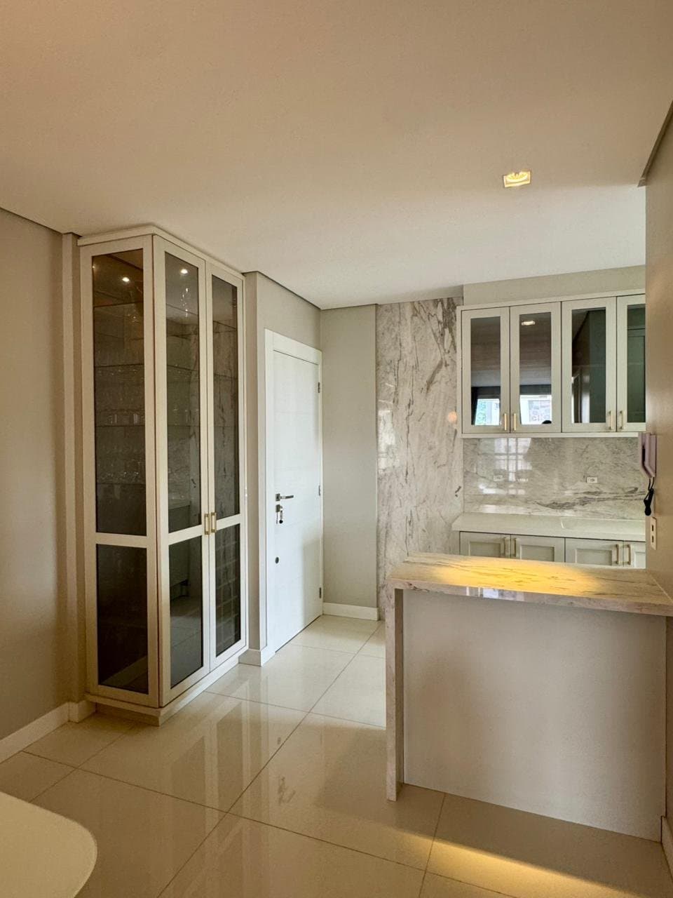 Apartamento de 3 quartos com 1 suíte e 92 m² em Itajaí