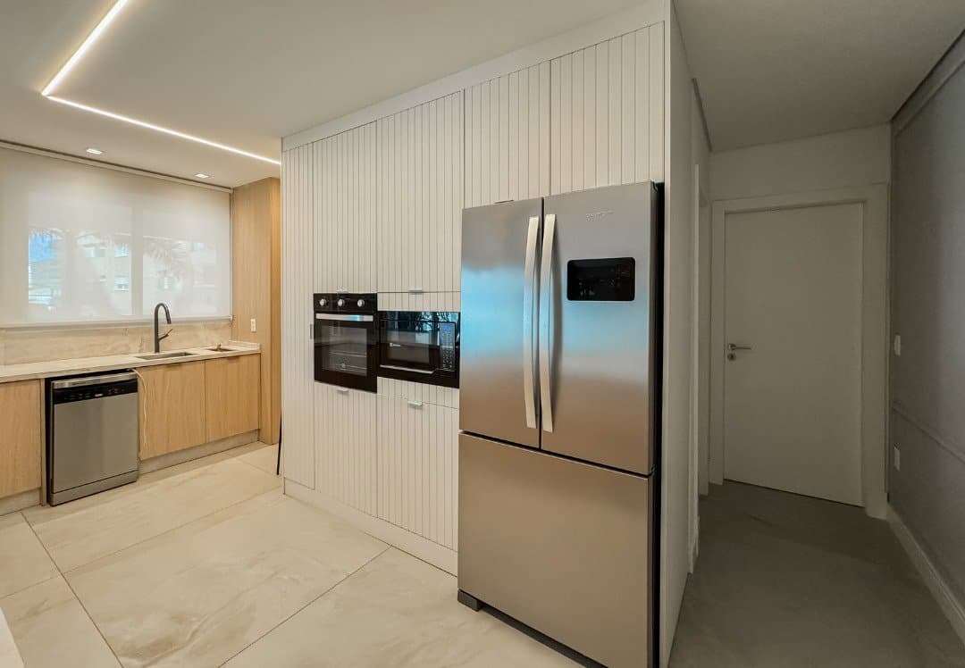 Apartamento de 3 quartos com 3 suítes e 173 m² em Itajaí