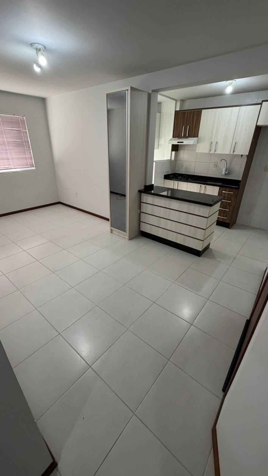 Apartamento de 2 quartos e 56 m² em Itajaí