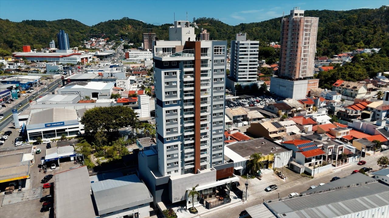 Apartamento de 2 quartos com 1 suíte e 89 m² em Itajaí