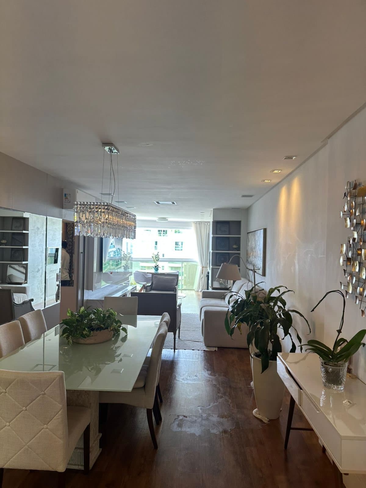 Apartamento de 3 quartos com 3 suítes e 160 m² em Itajaí