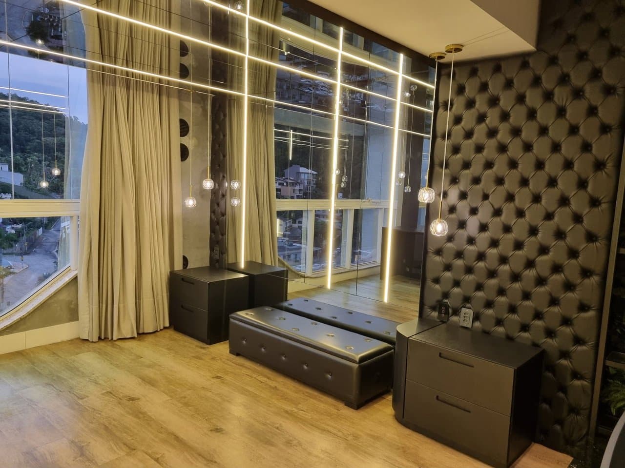 Apartamento de 3 quartos com 3 suítes e 191 m² em Itajaí