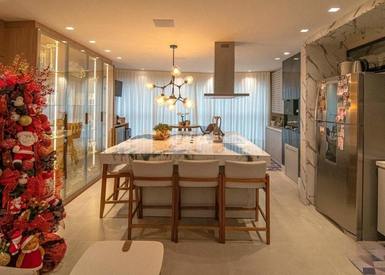 Apartamento de 3 quartos com 3 suítes e 130 m² em Itajaí