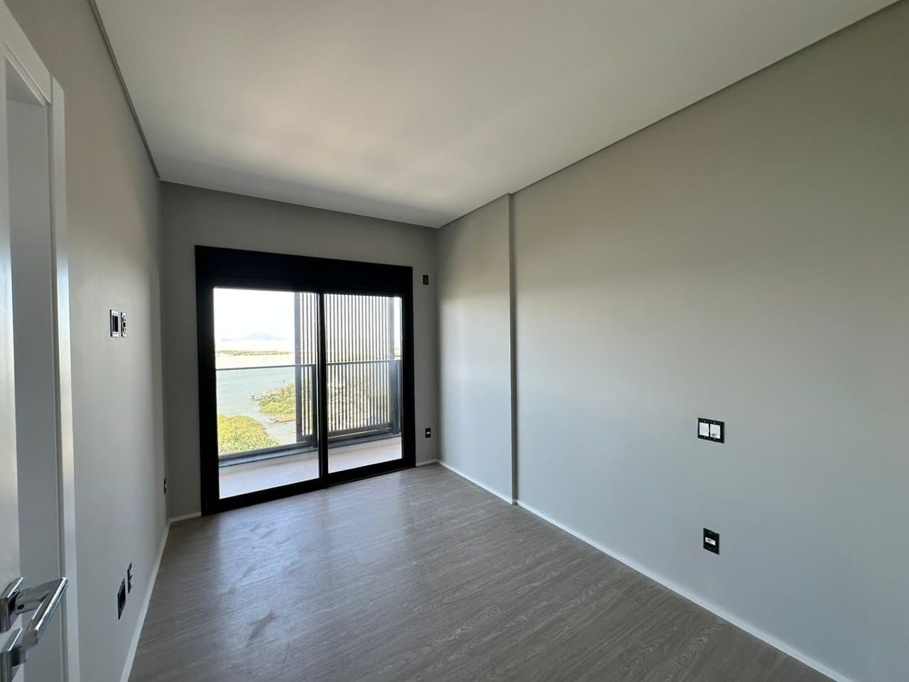 Apartamento de 3 quartos com 3 suítes e 129 m² em Itajaí