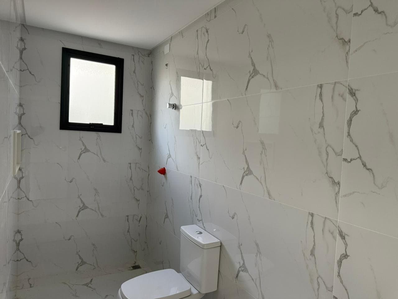 Apartamento de 2 quartos com 2 suítes e 92 m² em Itajaí