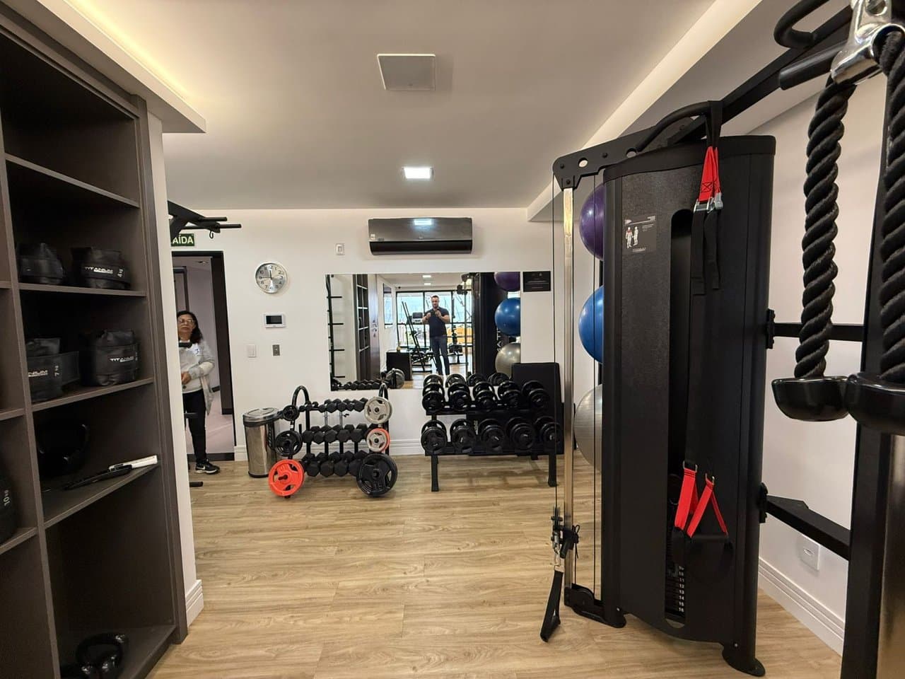 Apartamento de 2 quartos com 2 suítes e 92 m² em Itajaí