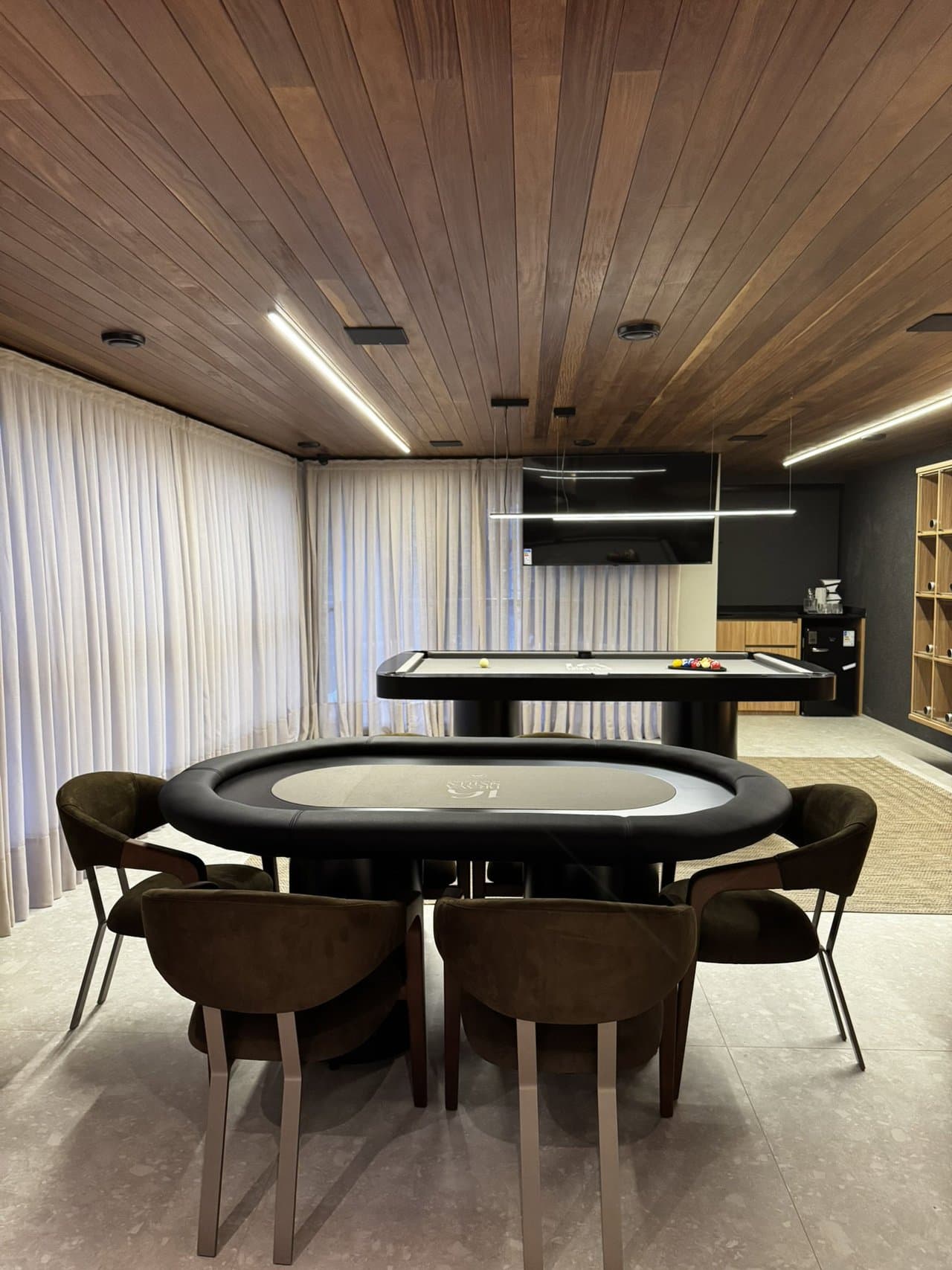 Apartamento de 3 quartos com 3 suítes e 99 m² em Itajaí