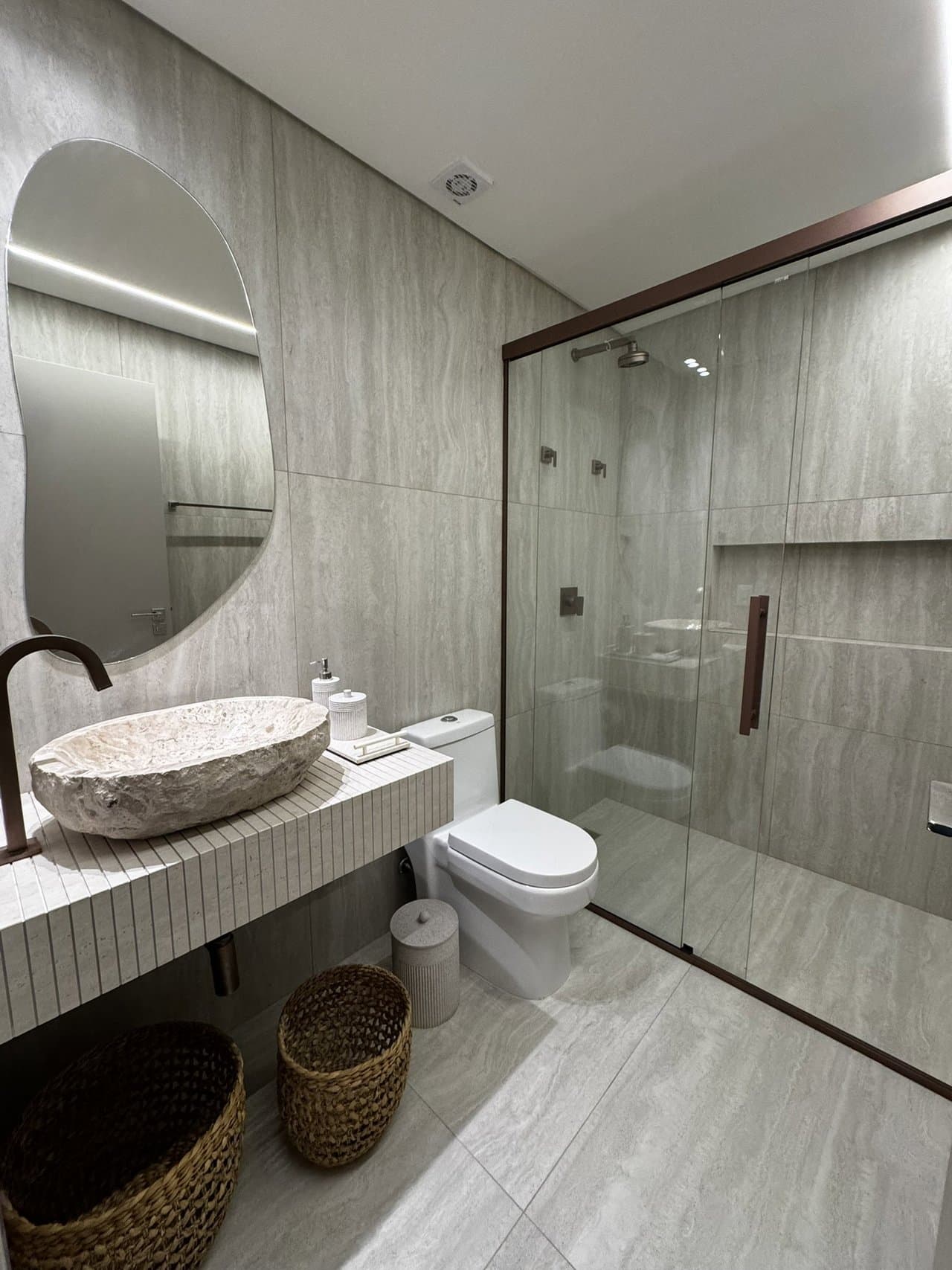 Apartamento de 3 quartos com 3 suítes e 99 m² em Itajaí
