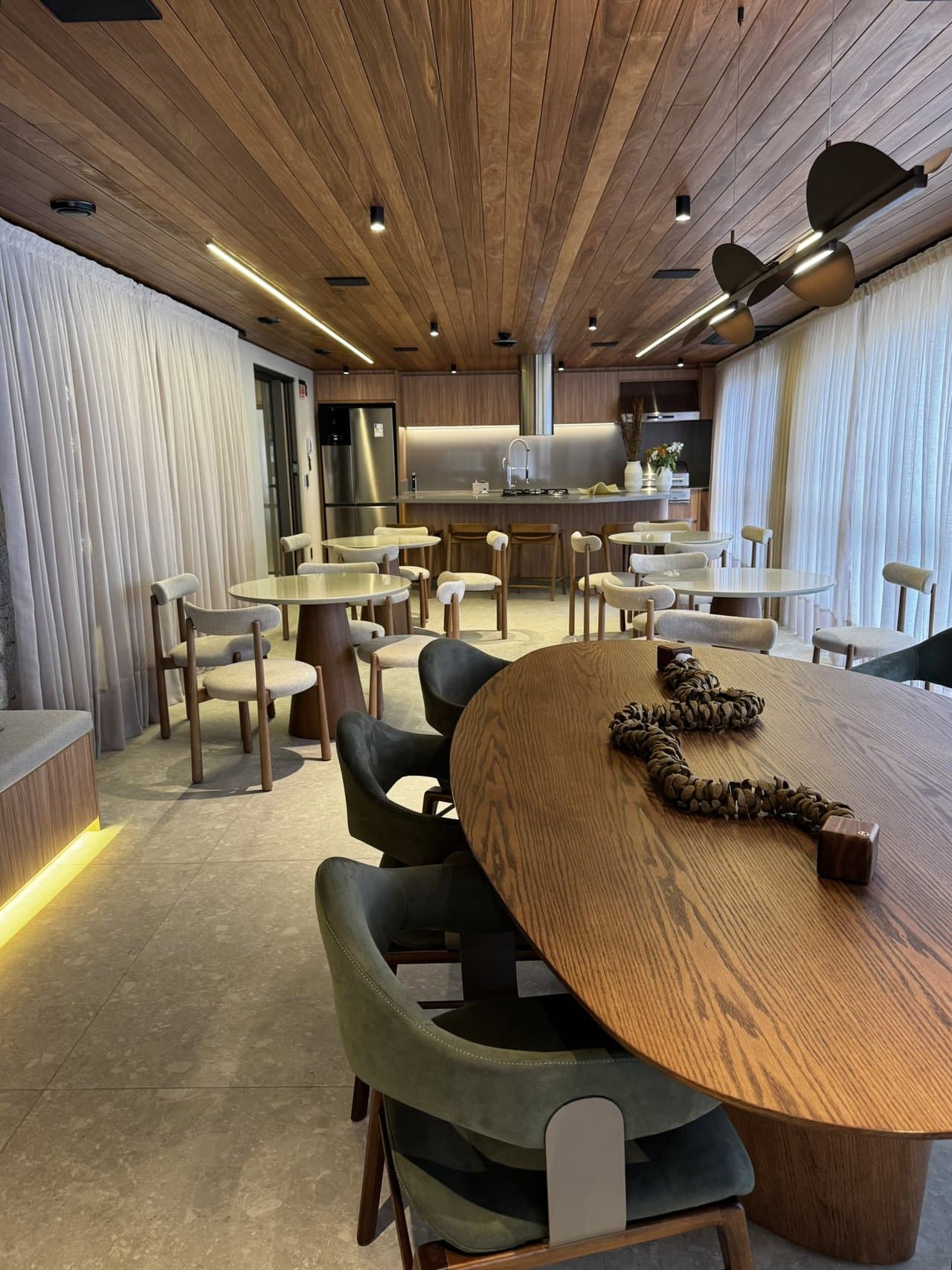 Apartamento de 3 quartos com 3 suítes e 99 m² em Itajaí