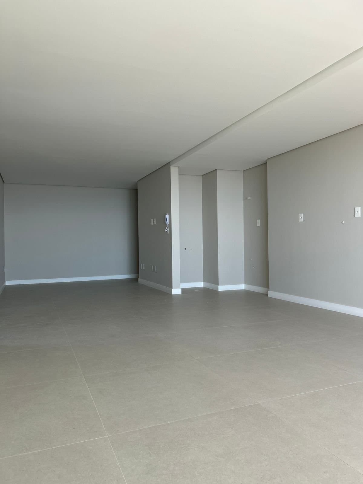 Apartamento de 3 quartos com 3 suítes e 121 m² em Itajaí