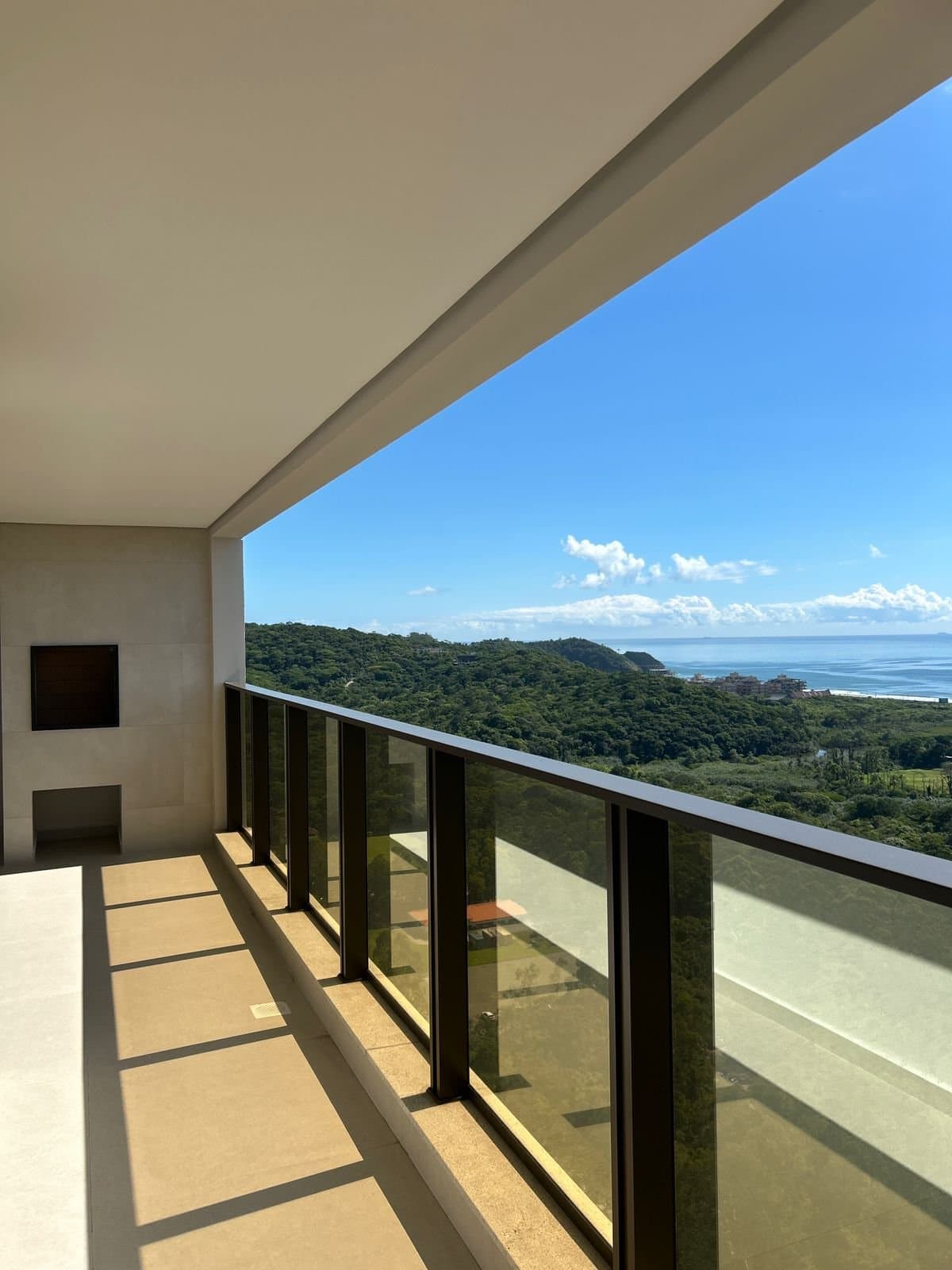 Apartamento de 3 quartos com 3 suítes e 121 m² em Itajaí