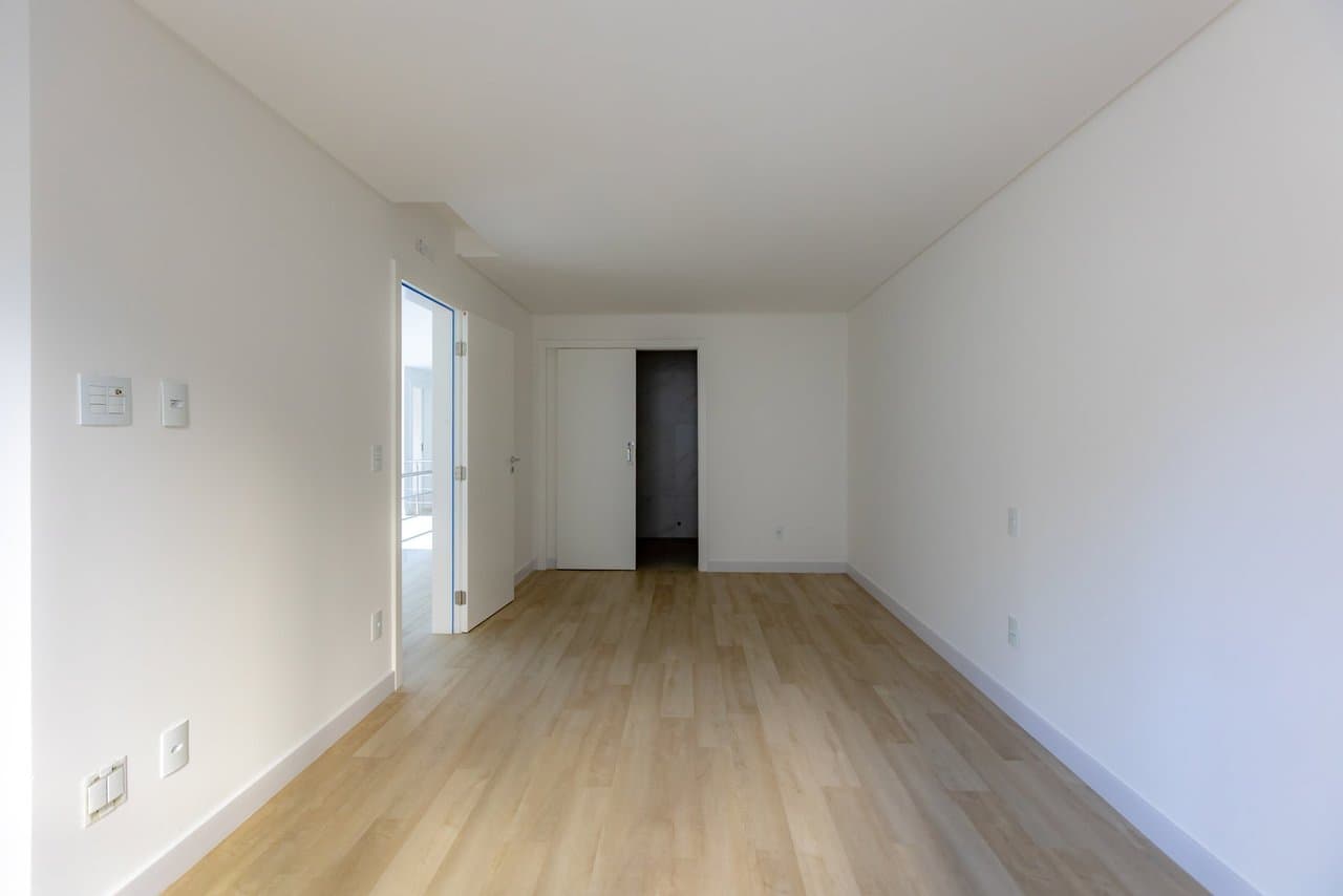 Apartamento de 4 quartos com 4 suítes e 229 m² em Praia Brava , Itajaí