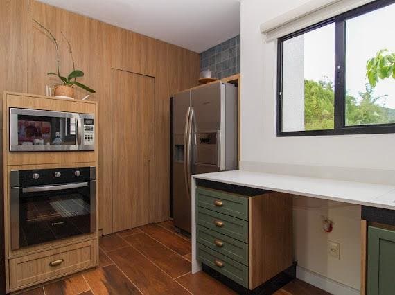 Casa de 3 quartos com 3 suítes e 360 m² em Ressacada, Itajaí